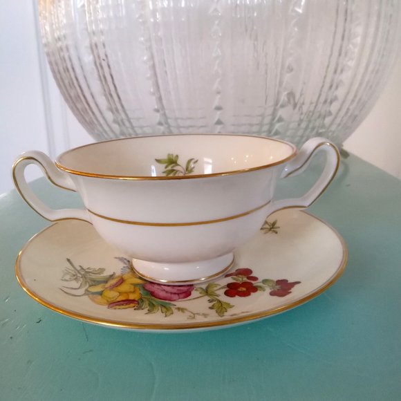 Wedgewood Bone China Double Handle Tea Cup and Saucer - Picture 1 of 7